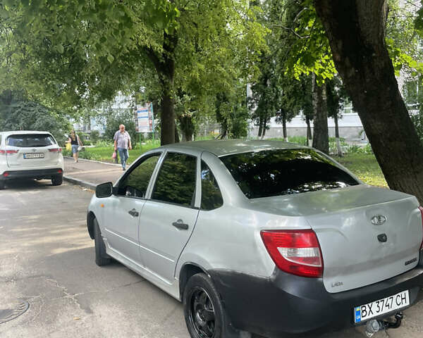 Сірий ВАЗ 2190 Гранта, об'ємом двигуна 1.6 л та пробігом 180 тис. км за 2199 $, фото 12 на Automoto.ua