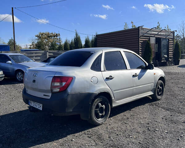 ВАЗ 2190 Гранта 2012 в Буче на Automoto.ua Серый ВАЗ 2190 Гранта, объемом двигателя 1.6 л и пробегом 185 тыс. км за 1500 $, фото 4 на Automoto.ua