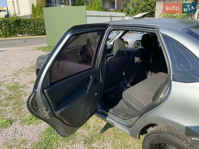 Серый ВАЗ 2190 Гранта, объемом двигателя 1.6 л и пробегом 165 тыс. км за 1988 $, фото 8 на Automoto.ua