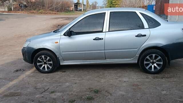 Сірий ВАЗ 2190 Гранта, об'ємом двигуна 1.6 л та пробігом 180 тис. км за 2000 $, фото 9 на Automoto.ua