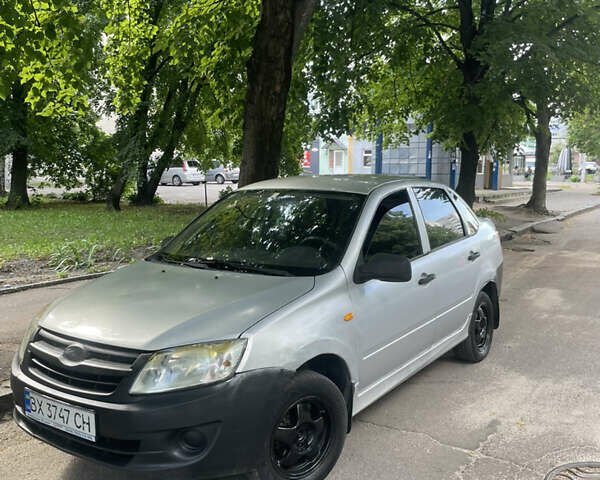 Сірий ВАЗ 2190 Гранта, об'ємом двигуна 1.6 л та пробігом 180 тис. км за 2199 $, фото 8 на Automoto.ua