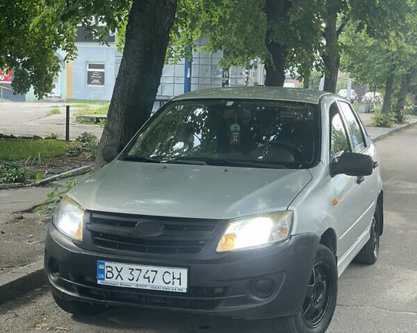 Сірий ВАЗ 2190 Гранта, об'ємом двигуна 1.6 л та пробігом 180 тис. км за 2199 $, фото 6 на Automoto.ua