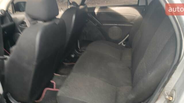 Сірий ВАЗ 2190 Гранта, об'ємом двигуна 1.6 л та пробігом 180 тис. км за 2000 $, фото 5 на Automoto.ua