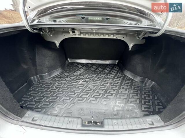 Сірий ВАЗ 2190 Гранта, об'ємом двигуна 1.6 л та пробігом 77 тис. км за 4500 $, фото 12 на Automoto.ua