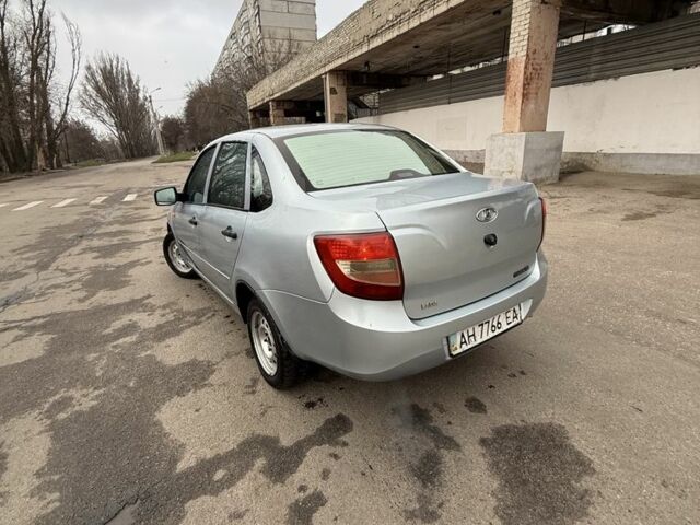 Сірий ВАЗ 2190 Гранта, об'ємом двигуна 1.6 л та пробігом 188 тис. км за 1650 $, фото 3 на Automoto.ua
