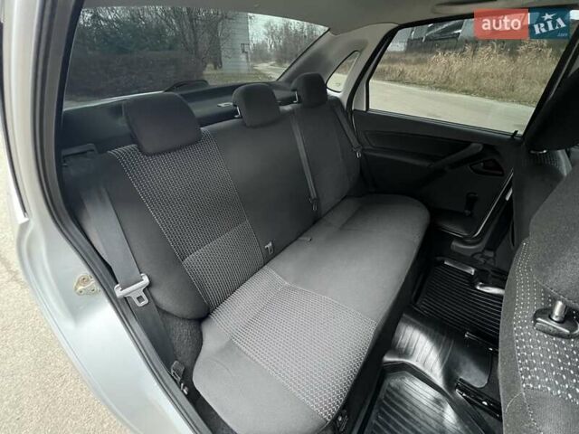Сірий ВАЗ 2190 Гранта, об'ємом двигуна 1.6 л та пробігом 77 тис. км за 4500 $, фото 11 на Automoto.ua