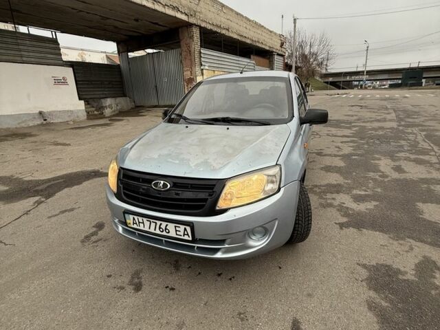 Сірий ВАЗ 2190 Гранта, об'ємом двигуна 1.6 л та пробігом 188 тис. км за 1650 $, фото 4 на Automoto.ua