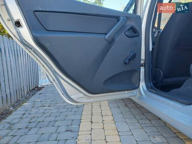 Серый ВАЗ 2190 Гранта, объемом двигателя 1.6 л и пробегом 56 тыс. км за 3000 $, фото 10 на Automoto.ua