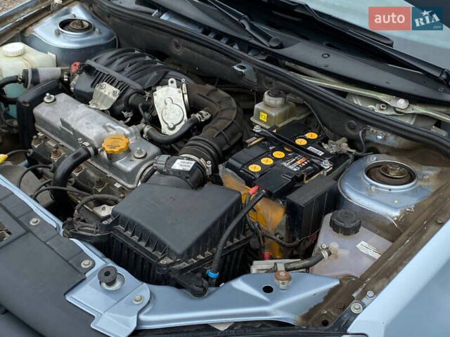 Серый ВАЗ 2190 Гранта, объемом двигателя 1.6 л и пробегом 80 тыс. км за 4000 $, фото 27 на Automoto.ua