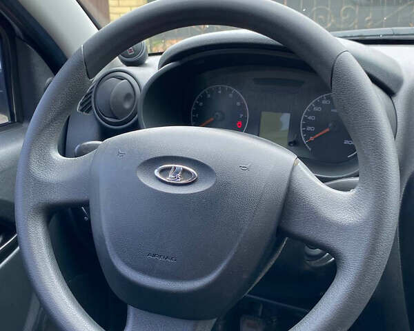 Серый ВАЗ 2190 Гранта, объемом двигателя 1.6 л и пробегом 80 тыс. км за 4000 $, фото 20 на Automoto.ua