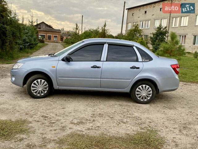 Сірий ВАЗ 2190 Гранта, об'ємом двигуна 1.6 л та пробігом 77 тис. км за 4300 $, фото 3 на Automoto.ua