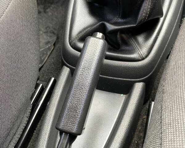 Серый ВАЗ 2190 Гранта, объемом двигателя 1.6 л и пробегом 80 тыс. км за 4000 $, фото 22 на Automoto.ua