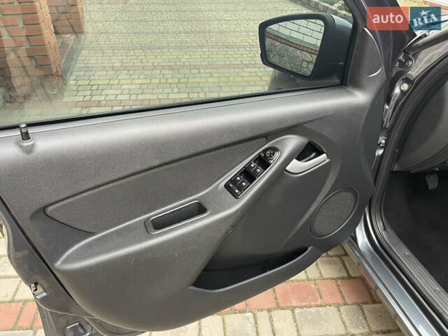 Серый ВАЗ 2190 Гранта, объемом двигателя 1.6 л и пробегом 76 тыс. км за 5390 $, фото 15 на Automoto.ua