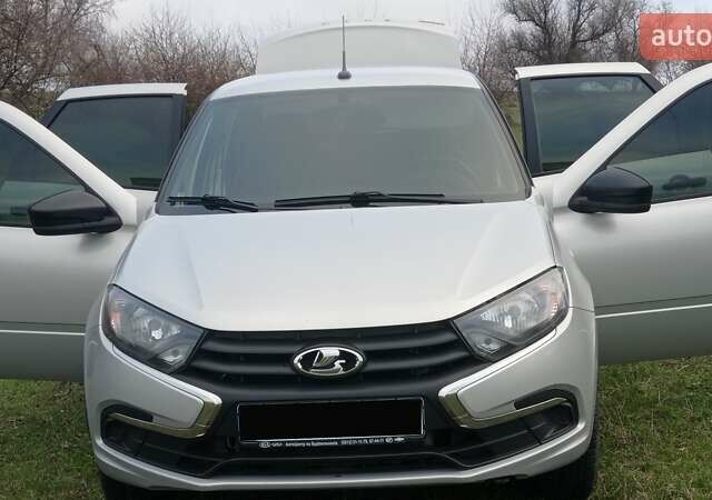 Сірий ВАЗ 2190 Гранта, об'ємом двигуна 1.6 л та пробігом 89 тис. км за 5000 $, фото 23 на Automoto.ua