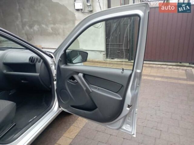 Сірий ВАЗ 2190 Гранта, об'ємом двигуна 1.6 л та пробігом 88 тис. км за 5500 $, фото 18 на Automoto.ua