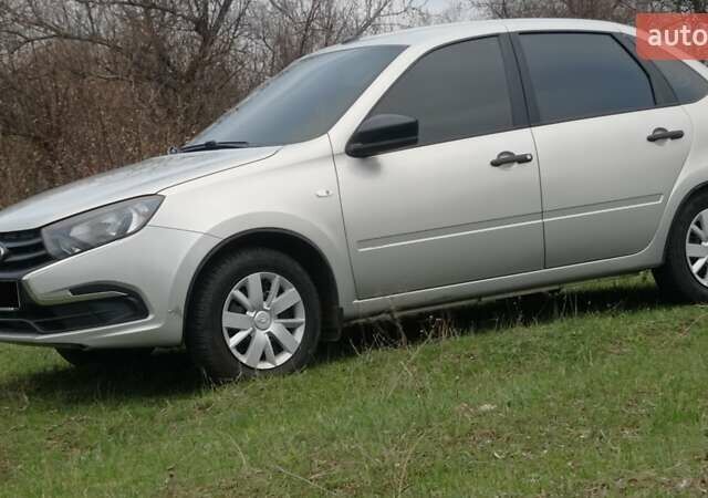 Сірий ВАЗ 2190 Гранта, об'ємом двигуна 1.6 л та пробігом 89 тис. км за 5000 $, фото 6 на Automoto.ua