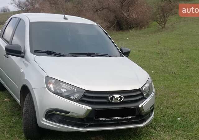 Сірий ВАЗ 2190 Гранта, об'ємом двигуна 1.6 л та пробігом 89 тис. км за 5000 $, фото 33 на Automoto.ua
