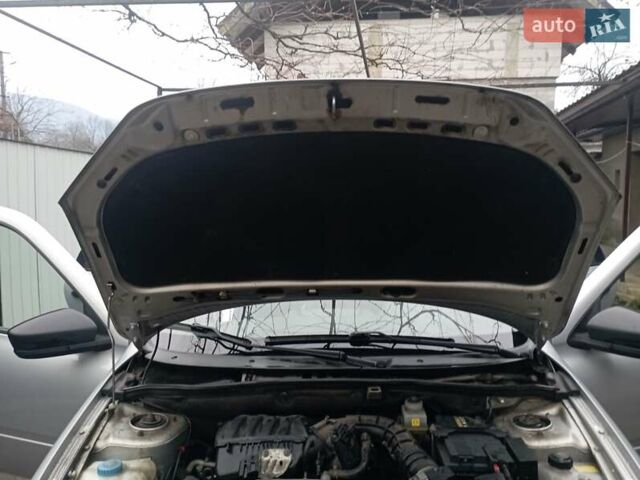 Сірий ВАЗ 2190 Гранта, об'ємом двигуна 1.6 л та пробігом 88 тис. км за 5500 $, фото 25 на Automoto.ua