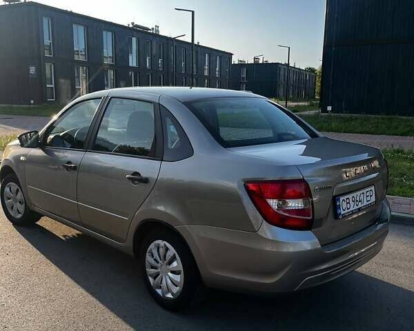 Серый ВАЗ 2190 Гранта, объемом двигателя 1.6 л и пробегом 106 тыс. км за 4100 $, фото 2 на Automoto.ua