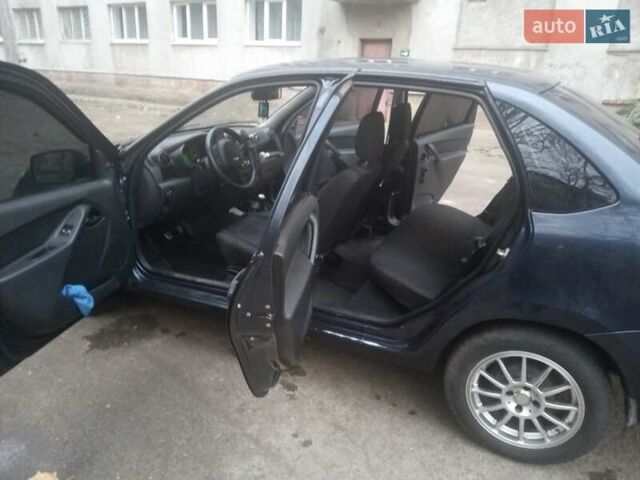 Синий ВАЗ 2190 Гранта, объемом двигателя 1.6 л и пробегом 110 тыс. км за 3200 $, фото 2 на Automoto.ua