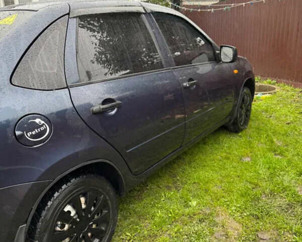 Синий ВАЗ 2190 Гранта, объемом двигателя 1.6 л и пробегом 207 тыс. км за 2600 $, фото 4 на Automoto.ua