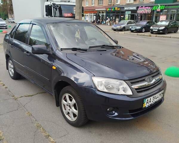 Синій ВАЗ 2190 Гранта, об'ємом двигуна 1.6 л та пробігом 98 тис. км за 3000 $, фото 8 на Automoto.ua