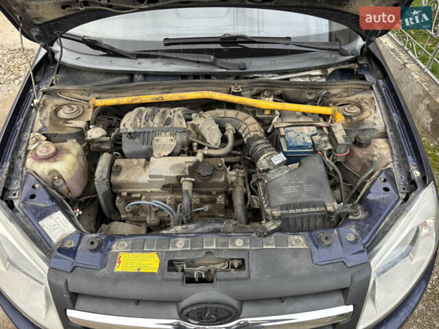 Синий ВАЗ 2190 Гранта, объемом двигателя 1.6 л и пробегом 210 тыс. км за 2500 $, фото 13 на Automoto.ua