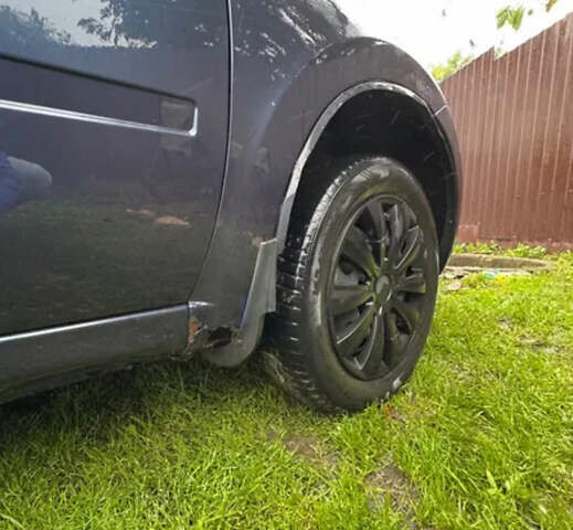 Синий ВАЗ 2190 Гранта, объемом двигателя 1.6 л и пробегом 207 тыс. км за 2600 $, фото 5 на Automoto.ua