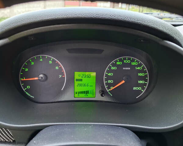 Синій ВАЗ 2190 Гранта, об'ємом двигуна 1.6 л та пробігом 289 тис. км за 2600 $, фото 12 на Automoto.ua