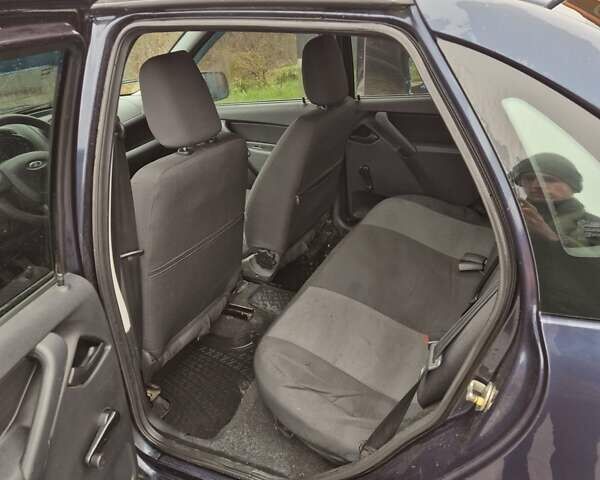 Синий ВАЗ 2190 Гранта, объемом двигателя 1.6 л и пробегом 195 тыс. км за 4000 $, фото 7 на Automoto.ua