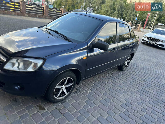 Синий ВАЗ 2190 Гранта, объемом двигателя 1.6 л и пробегом 240 тыс. км за 3555 $, фото 1 на Automoto.ua