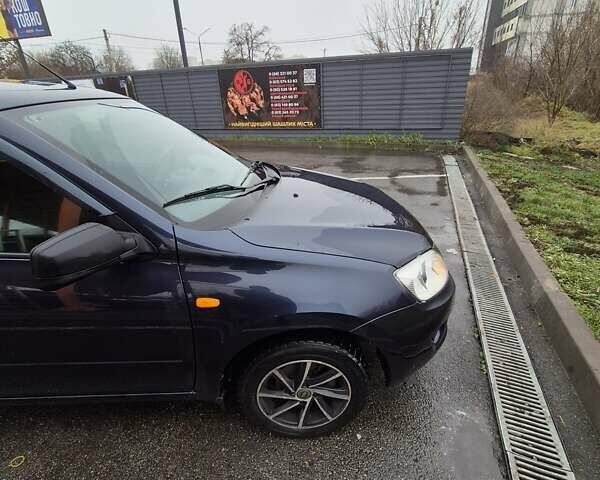 Синий ВАЗ 2190 Гранта, объемом двигателя 1.6 л и пробегом 195 тыс. км за 4000 $, фото 20 на Automoto.ua