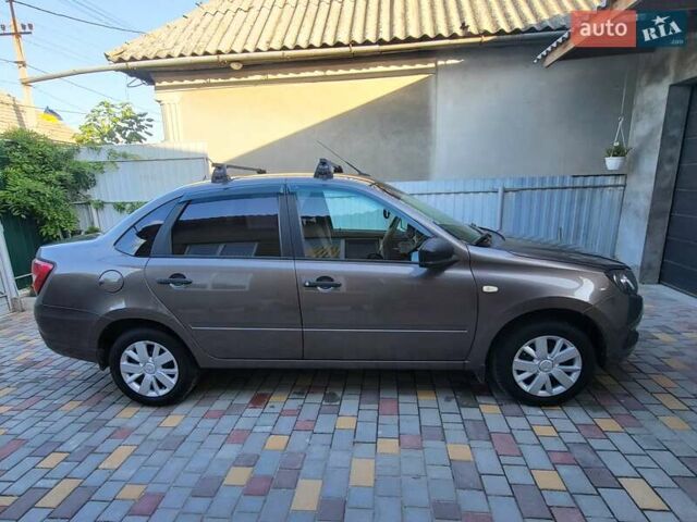 Коричневый ВАЗ 2191 Granta, объемом двигателя 1.6 л и пробегом 50 тыс. км за 4700 $, фото 2 на Automoto.ua