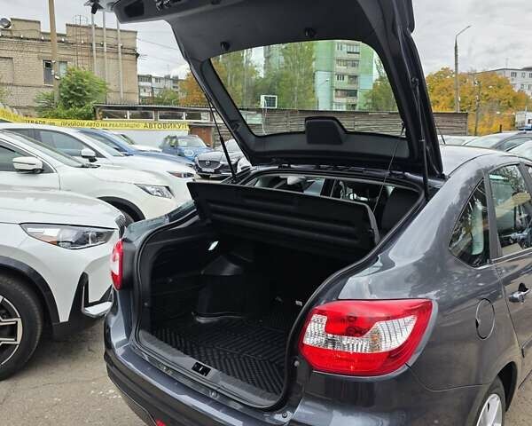 Серый ВАЗ 2192 Granta, объемом двигателя 1.6 л и пробегом 43 тыс. км за 6999 $, фото 12 на Automoto.ua