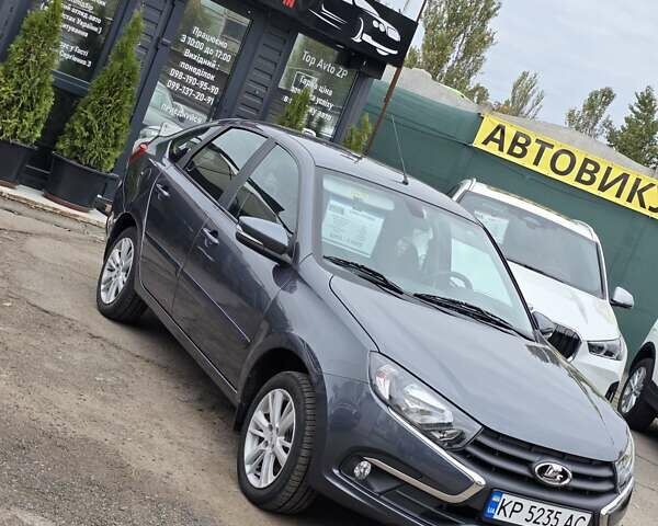 Серый ВАЗ 2192 Granta, объемом двигателя 1.6 л и пробегом 43 тыс. км за 6999 $, фото 2 на Automoto.ua