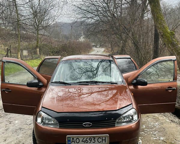 Коричневый ВАЗ 2194 Kalina, объемом двигателя 1.4 л и пробегом 339 тыс. км за 2500 $, фото 2 на Automoto.ua