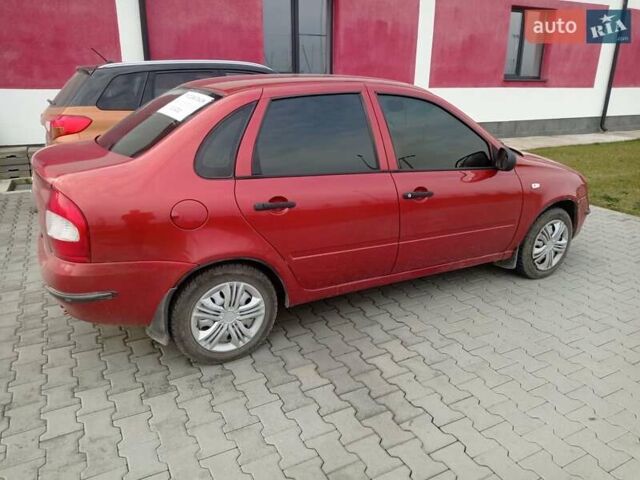 Красный ВАЗ 2194 Kalina, объемом двигателя 1.6 л и пробегом 289 тыс. км за 1900 $, фото 2 на Automoto.ua