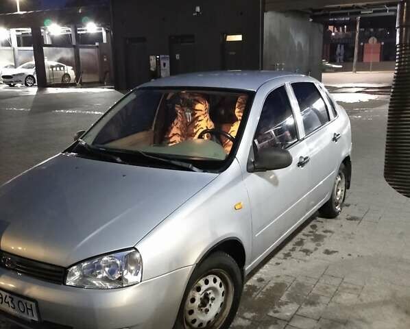 Сірий ВАЗ 2194 Kalina, об'ємом двигуна 1.4 л та пробігом 98 тис. км за 2800 $, фото 1 на Automoto.ua