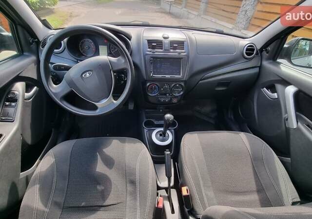 Сірий ВАЗ 2194 Kalina, об'ємом двигуна 1.6 л та пробігом 140 тис. км за 6700 $, фото 3 на Automoto.ua