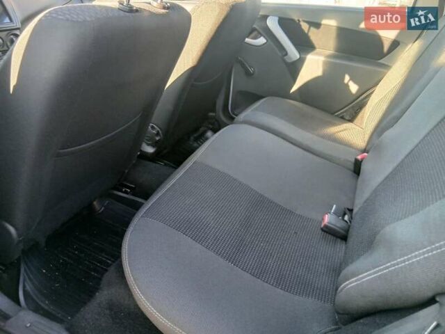 Серый ВАЗ 2194 Kalina Cross, объемом двигателя 1.6 л и пробегом 138 тыс. км за 5300 $, фото 23 на Automoto.ua