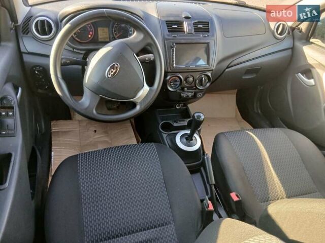 Серый ВАЗ 2194 Kalina Cross, объемом двигателя 1.6 л и пробегом 138 тыс. км за 5300 $, фото 29 на Automoto.ua