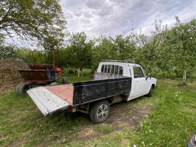 Белый ВАЗ 2345, объемом двигателя 1.5 л и пробегом 157 тыс. км за 40000 $, фото 10 на Automoto.ua