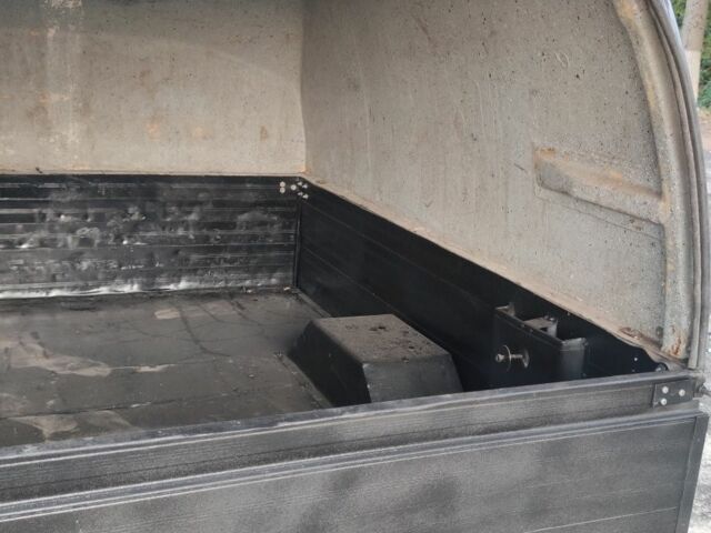 Фіолетовий ВАЗ 2345, об'ємом двигуна 1.5 л та пробігом 80 тис. км за 1850 $, фото 6 на Automoto.ua