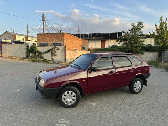 Красный ВАЗ 6510, объемом двигателя 1.5 л и пробегом 220 тыс. км за 1300 $, фото 2 на Automoto.ua
