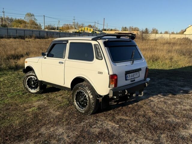 Белый ВАЗ Другая, объемом двигателя 1.7 л и пробегом 40 тыс. км за 10200 $, фото 1 на Automoto.ua