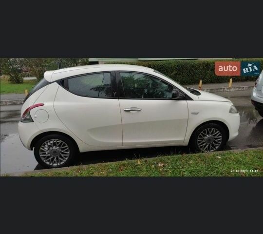 Білий ВАЗ Інша, об'ємом двигуна 9 л та пробігом 109 тис. км за 6295 $, фото 4 на Automoto.ua