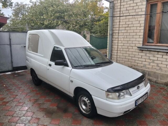 Белый ВАЗ Другая, объемом двигателя 1.6 л и пробегом 100 тыс. км за 2000 $, фото 1 на Automoto.ua