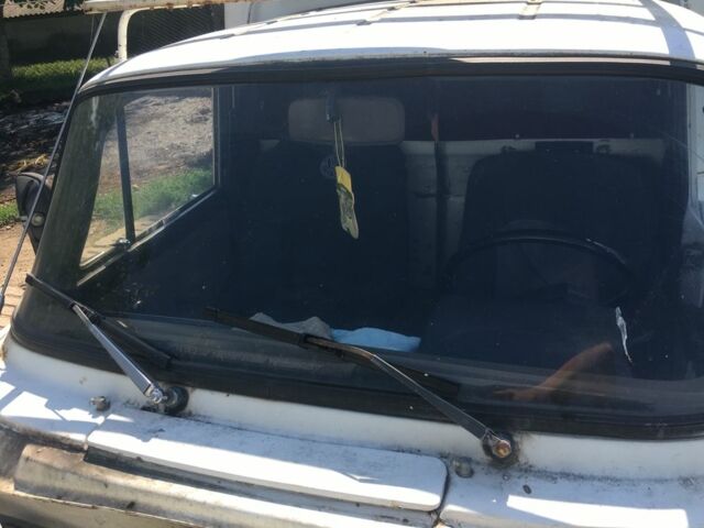 Белый ВАЗ Другая, объемом двигателя 0 л и пробегом 385 тыс. км за 405 $, фото 2 на Automoto.ua