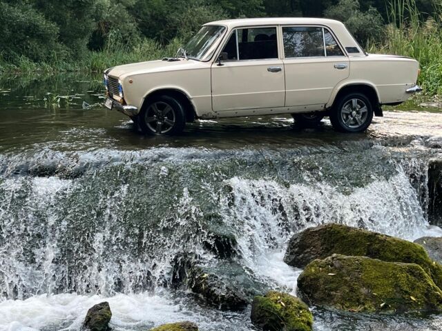 Белый ВАЗ Другая, объемом двигателя 2.45 л и пробегом 200 тыс. км за 713 $, фото 1 на Automoto.ua