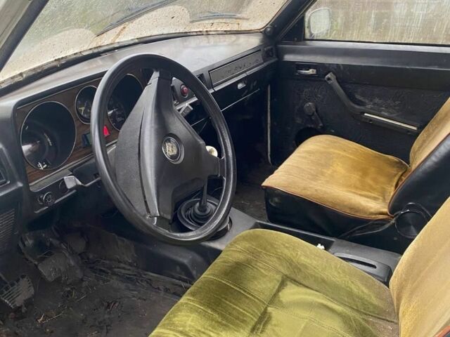 Белый ВАЗ Другая, объемом двигателя 2 л и пробегом 124 тыс. км за 426 $, фото 1 на Automoto.ua